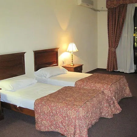 By St Hotel 3*