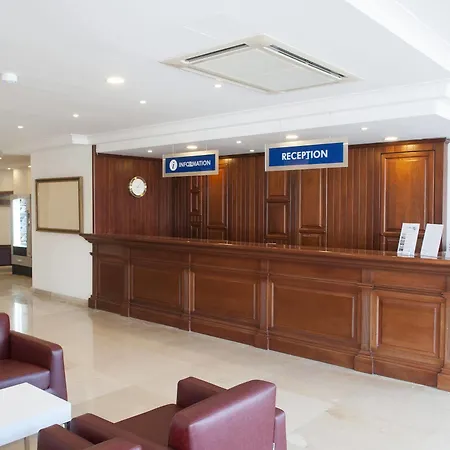 By St Отель Слима