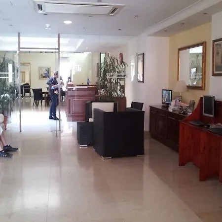 By St Отель Слима